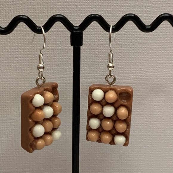 Egg Earring, Funny Food Earring, Chicken Earring, Gift Idea, Cooking Earring - Picture 6 of 7